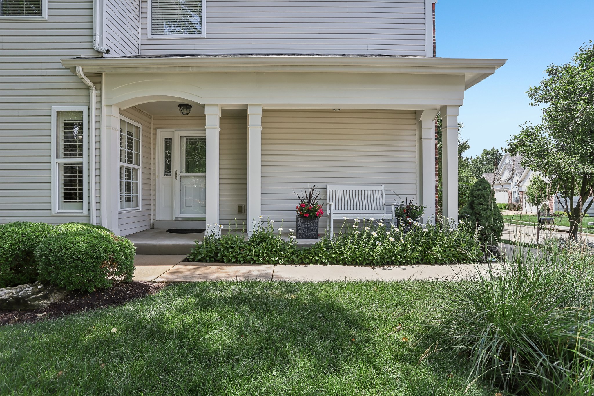 Stonebrook Ct-S0906-005.jpg