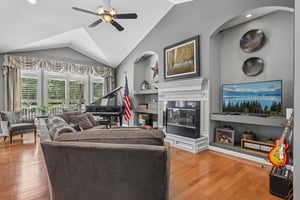 Stonebrook Ct-S0906-008.jpg