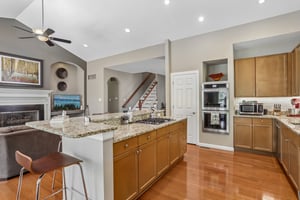Stonebrook Ct-S0906-020.jpg