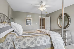 Stonebrook Ct-S0906-034.jpg