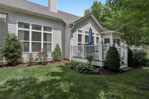 Stonebrook Ct-S0906-046.jpg