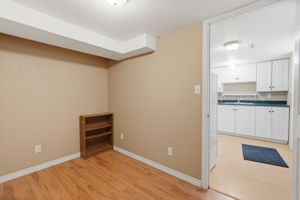  Photo 49