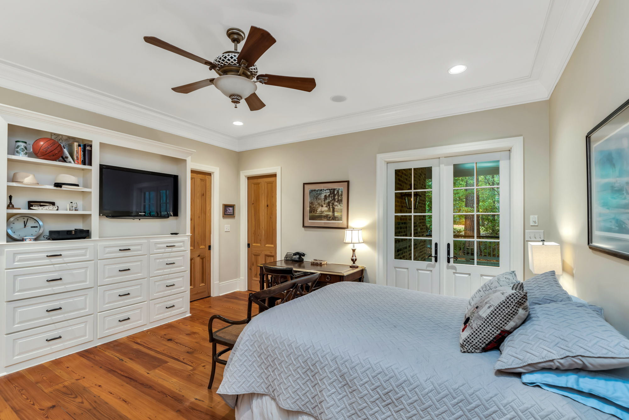 With endless storage  & built-ins