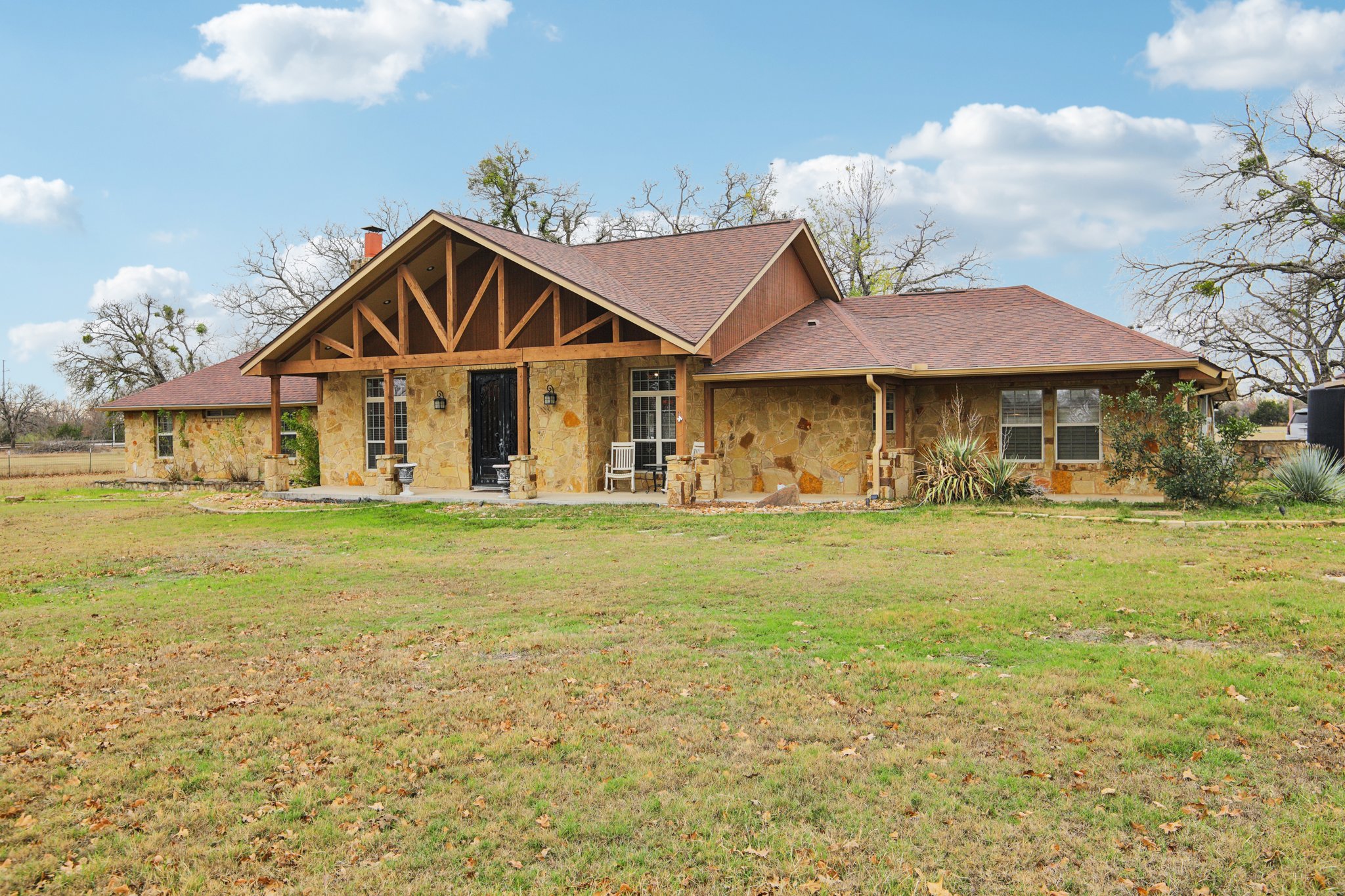 Acacia Dr-002.jpg