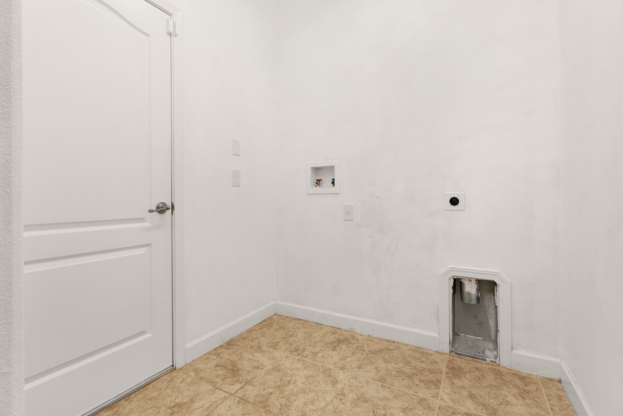  Photo 31