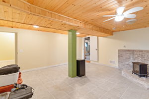  Photo 36