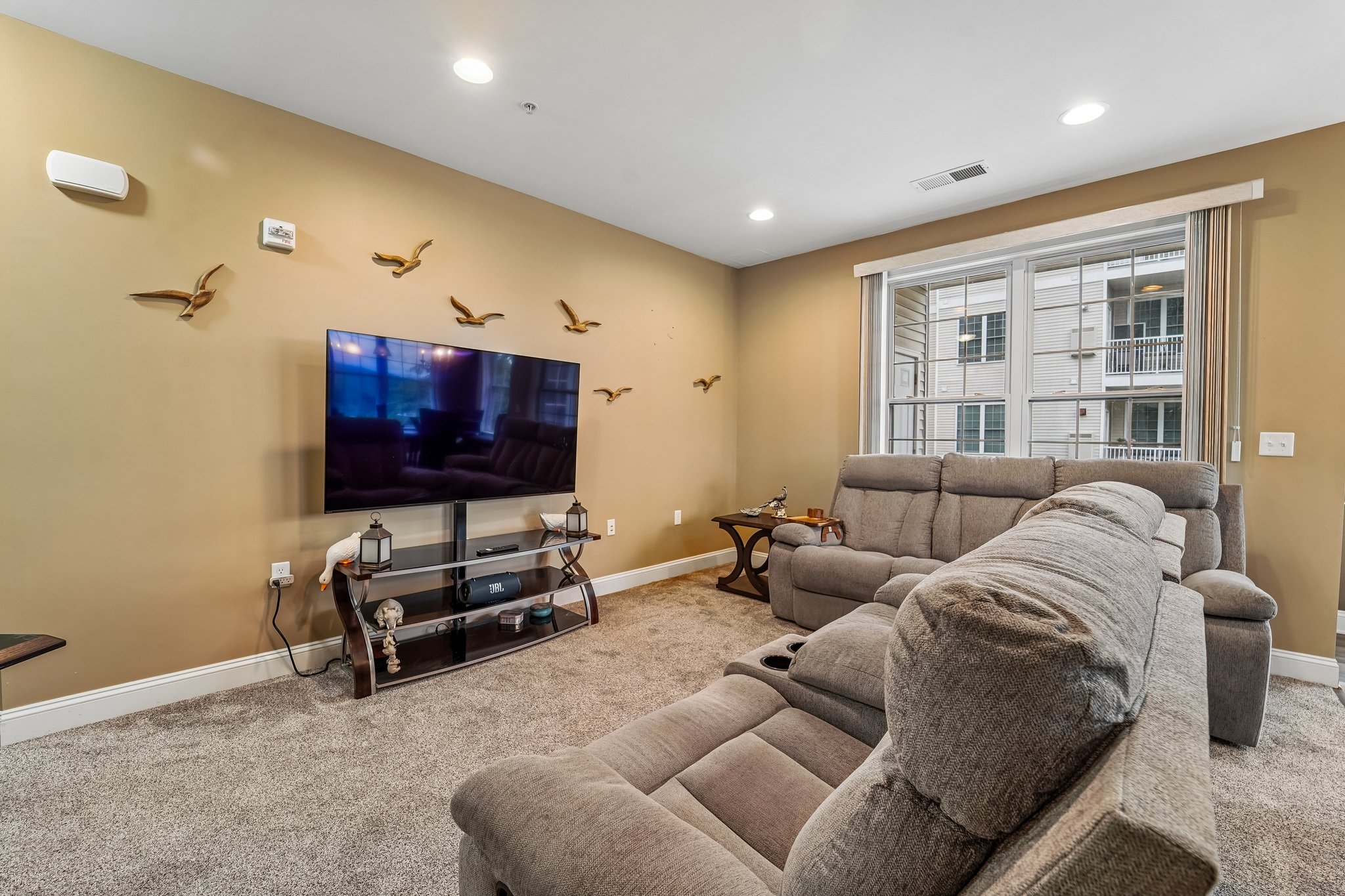 Brookhaven Court-S2406-004.jpg