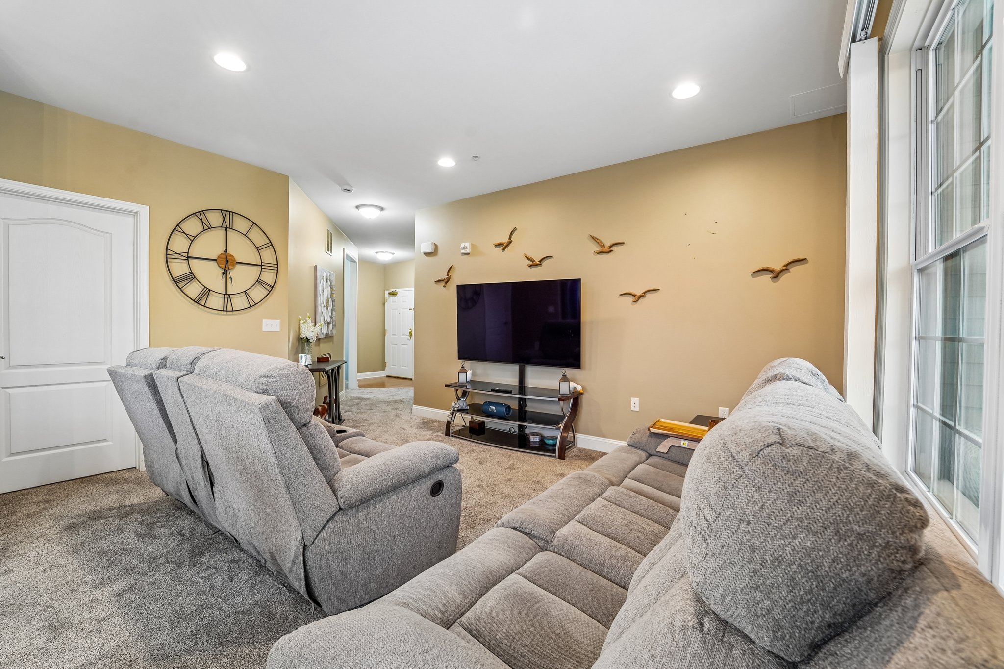 Brookhaven Court-S2406-005.jpg
