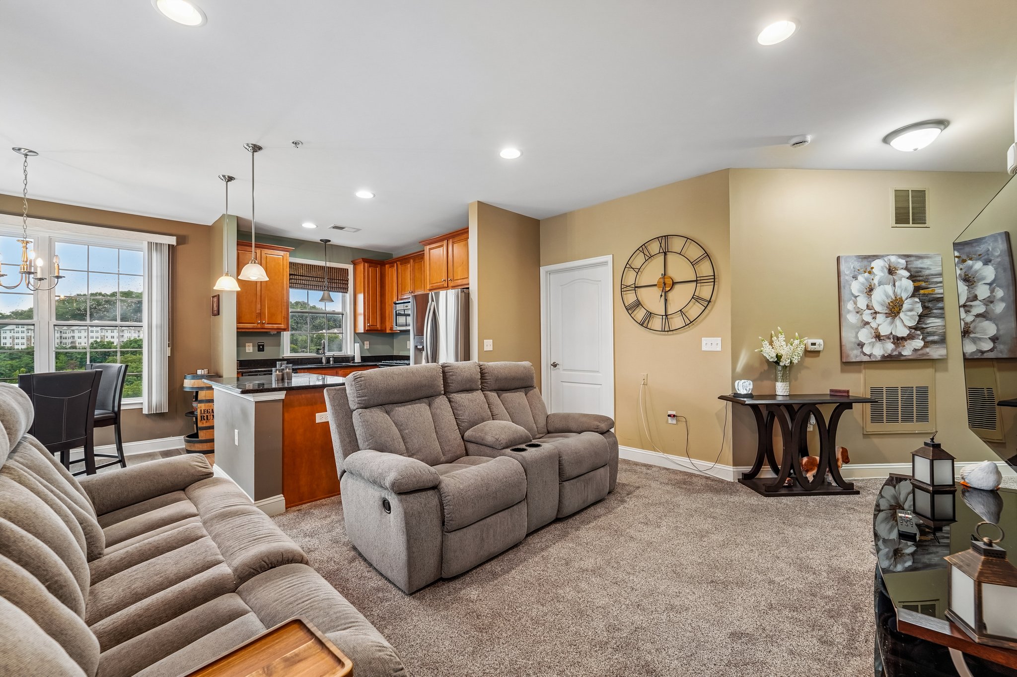 Brookhaven Court-S2406-006.jpg