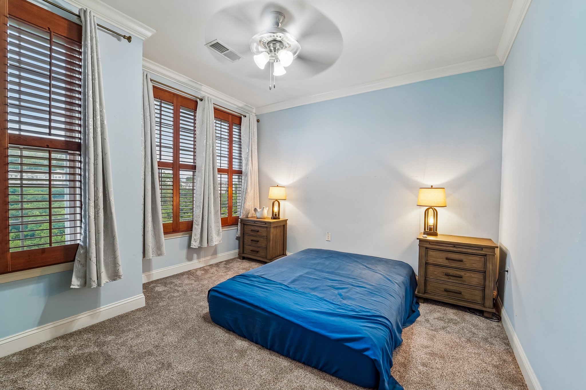 Brookhaven Court-S2406-025.jpg
