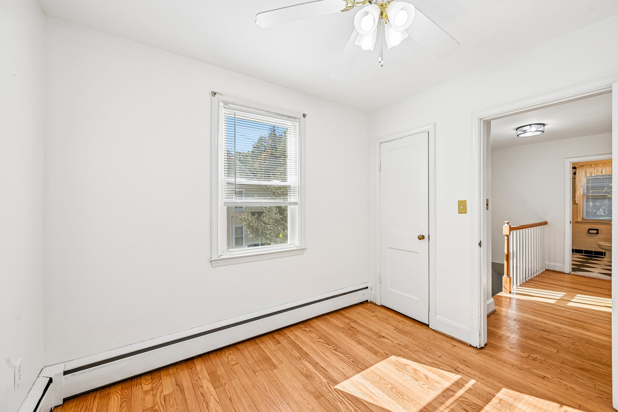 Everall Ave-S2010-033.jpg