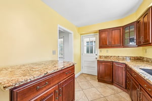 Everall Ave-S2010-016.jpg