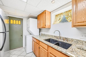 Everall Ave-S2010-018.jpg