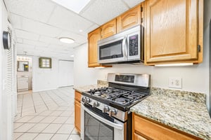 Everall Ave-S2010-019.jpg