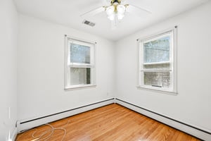 Everall Ave-S2010-031.jpg