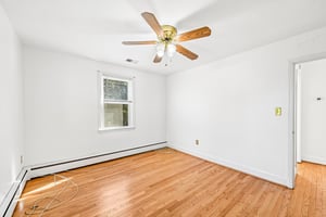Everall Ave-S2010-035.jpg