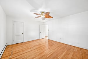 Everall Ave-S2010-040.jpg