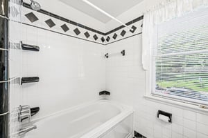 Everall Ave-S2010-042.jpg