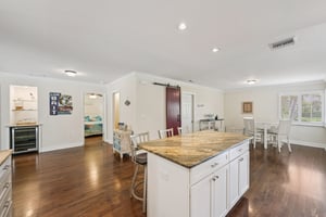 45th St W-L1303-017.jpg