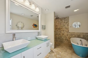 45th St W-L1303-033.jpg