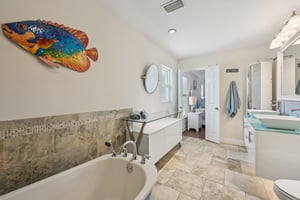 45th St W-L1303-034.jpg