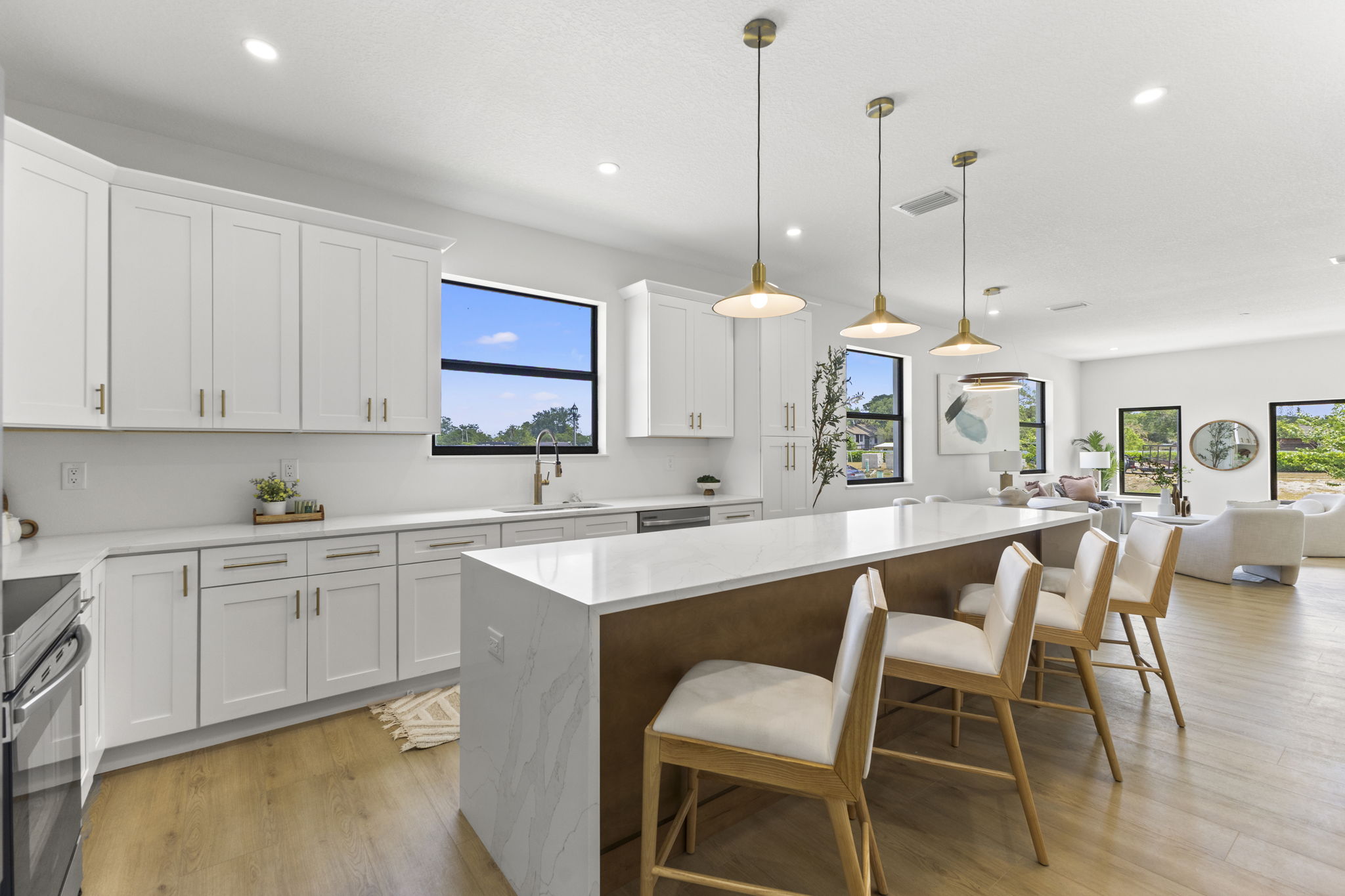 Kitchen island seating at Latitudes in the Park, Pinellas Park FL
