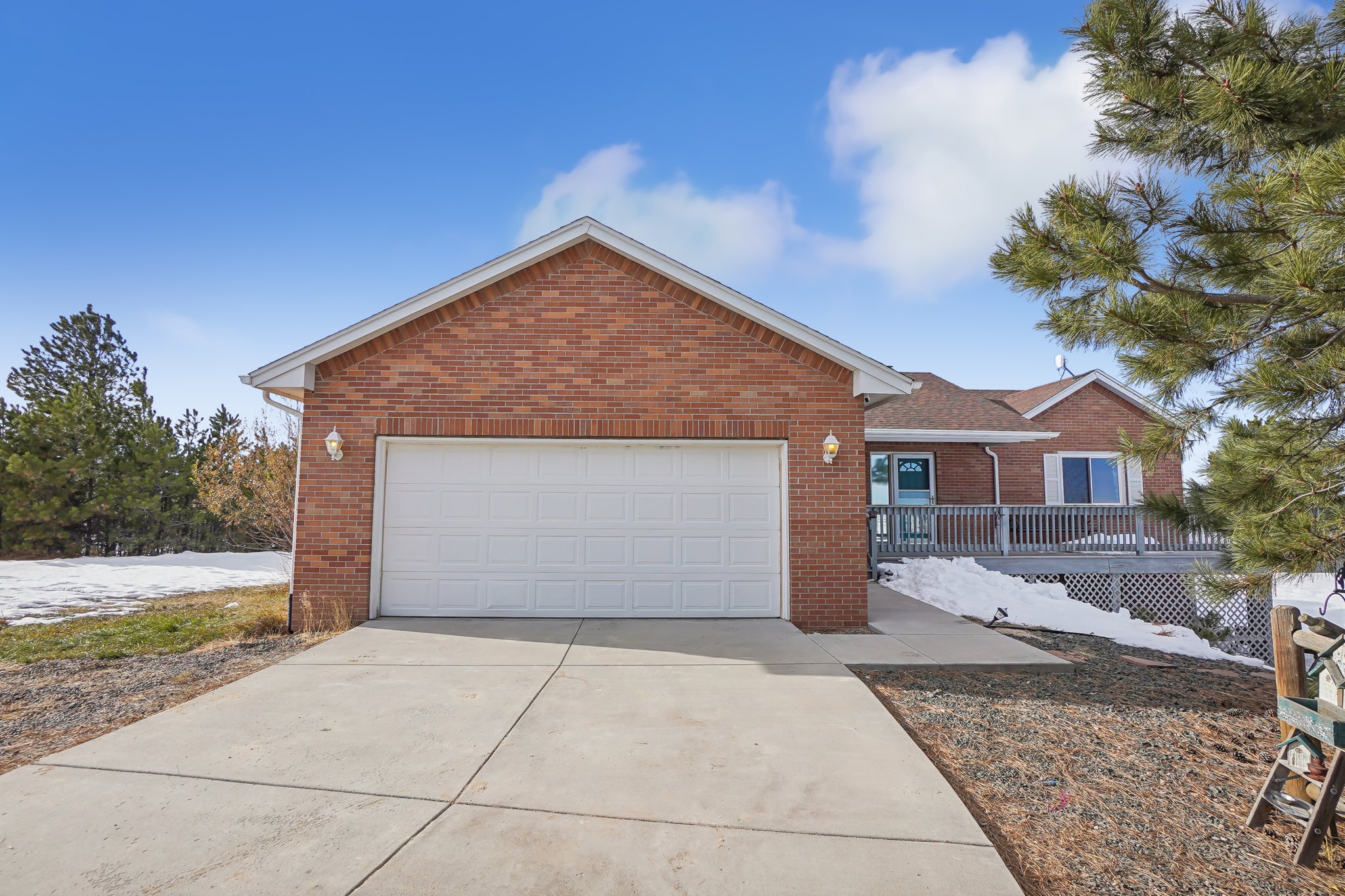 Bow Meadows Dr-001.jpg