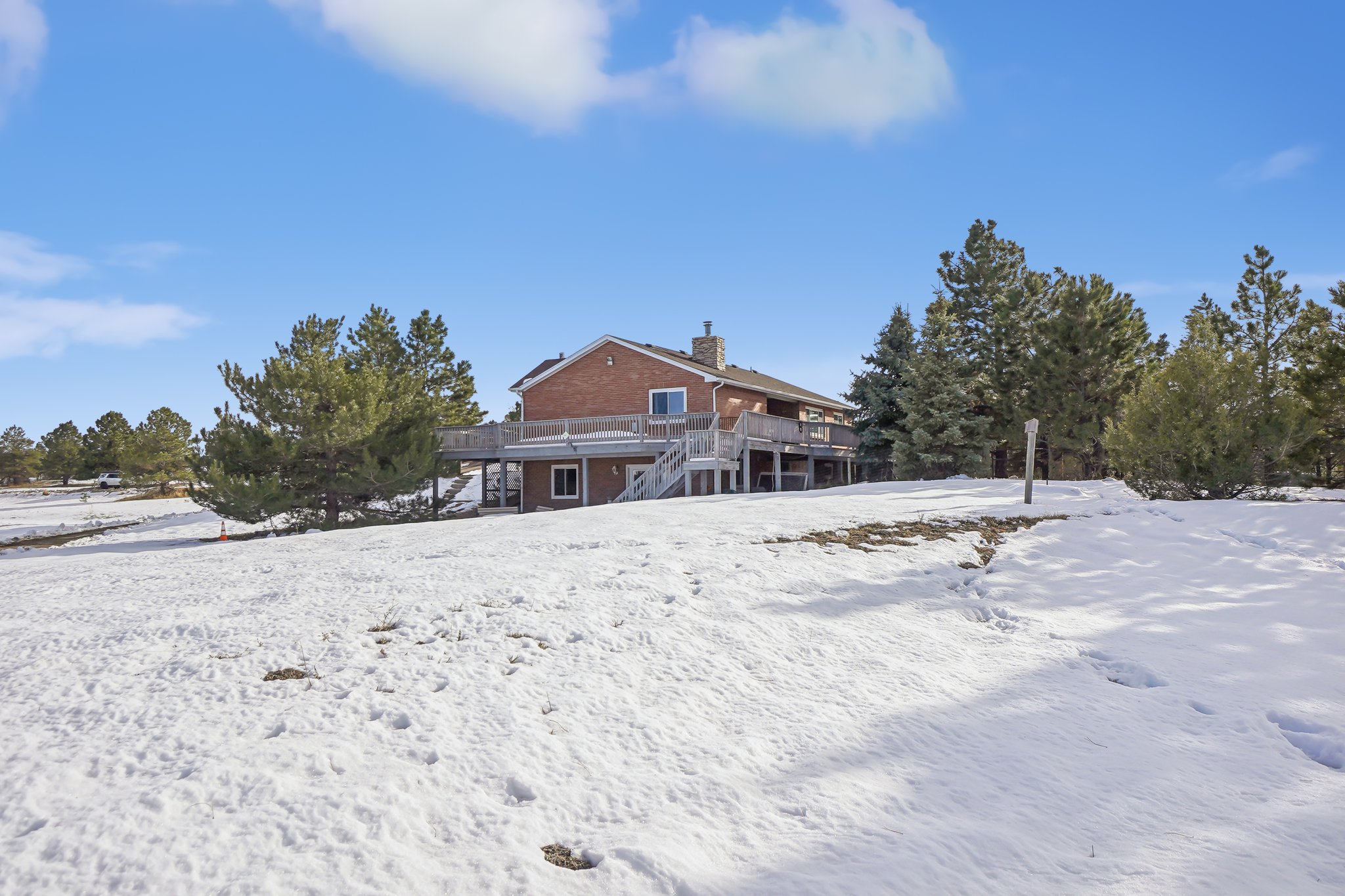 Bow Meadows Dr-060.jpg