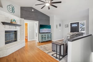 Bow Meadows Dr-009.jpg