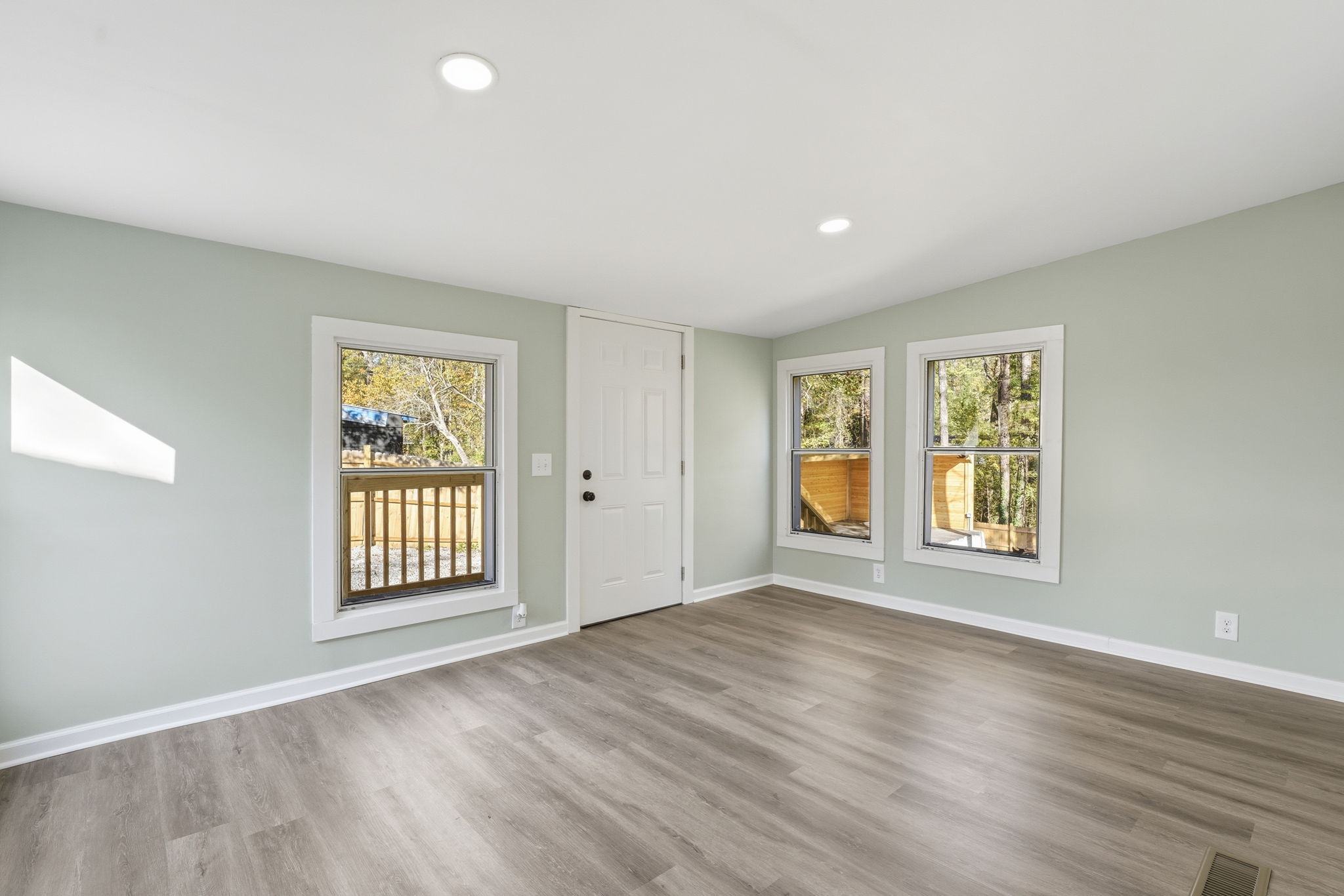 Sunroom/Bedroom/Flex space