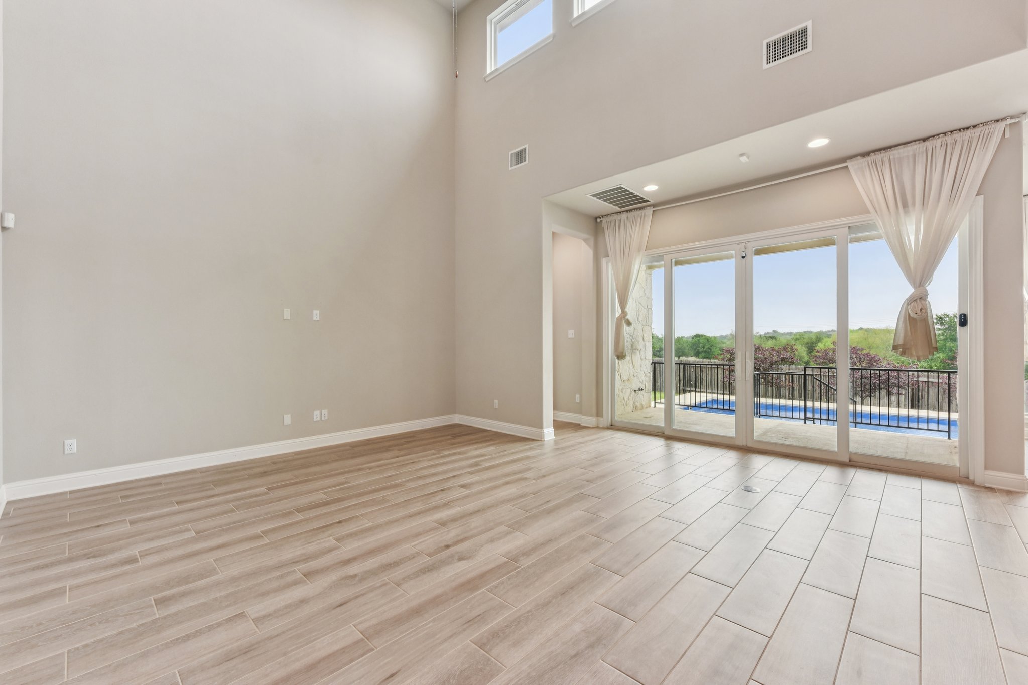 Cheyenne Ln-S1504-005.jpg