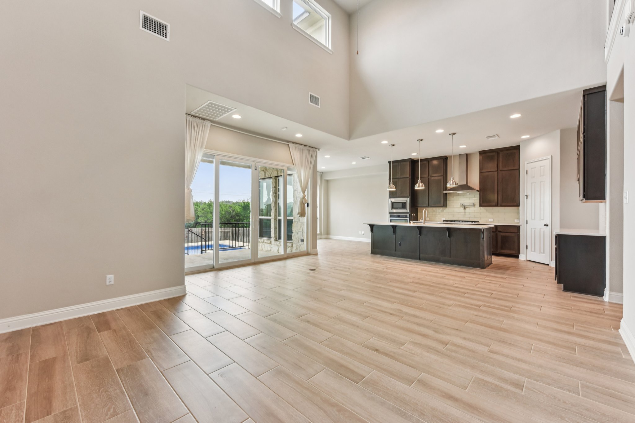 Cheyenne Ln-S1504-007.jpg