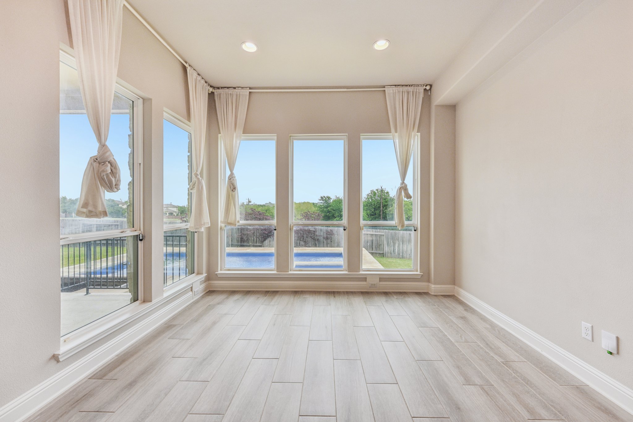 Cheyenne Ln-S1504-010.jpg