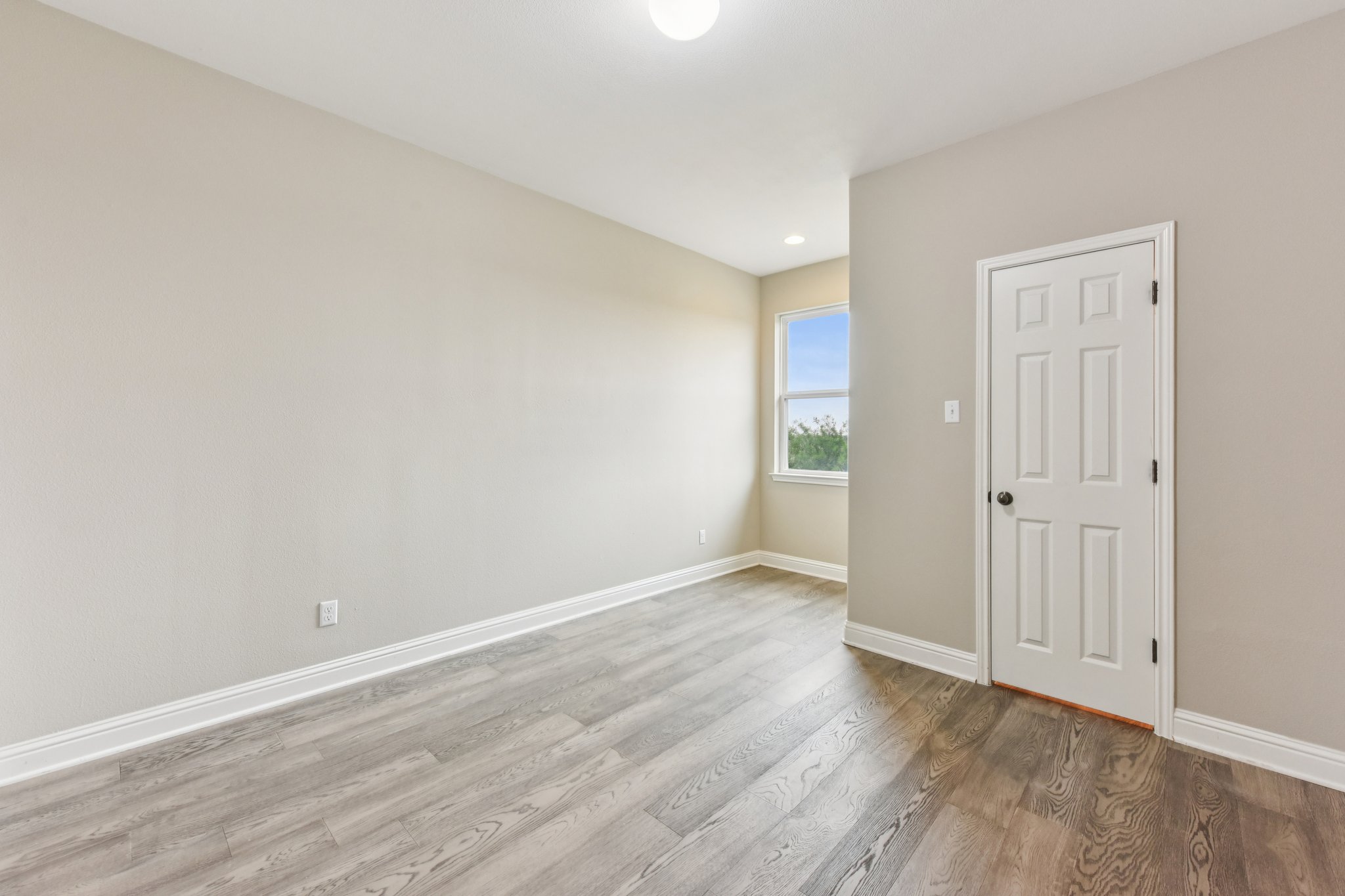 Cheyenne Ln-S1504-025.jpg