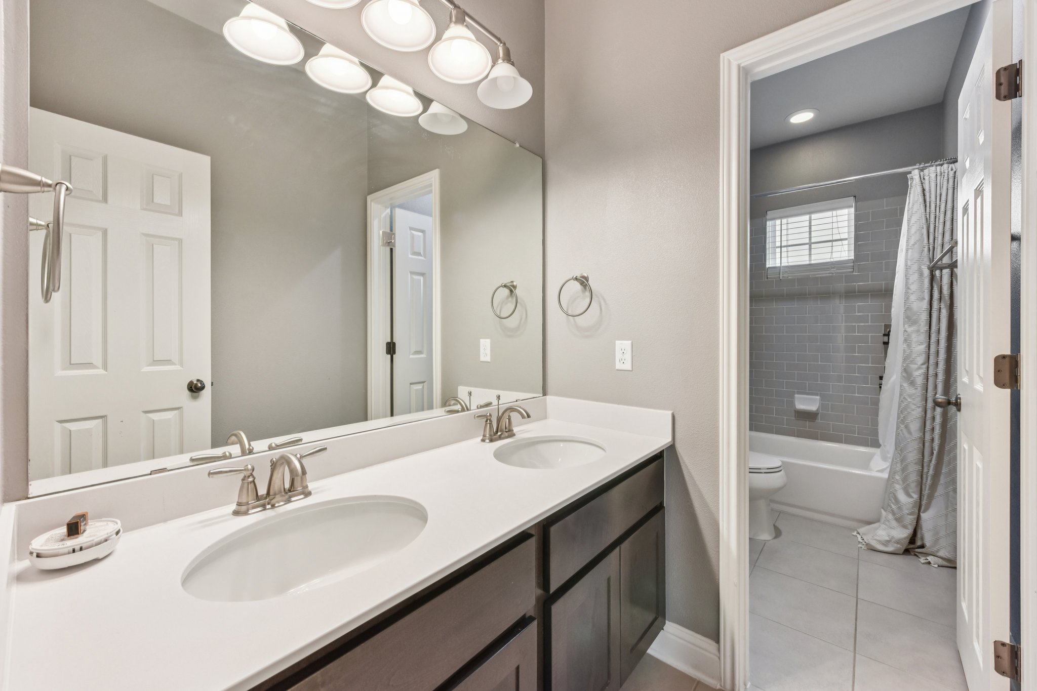 Cheyenne Ln-S1504-037.jpg