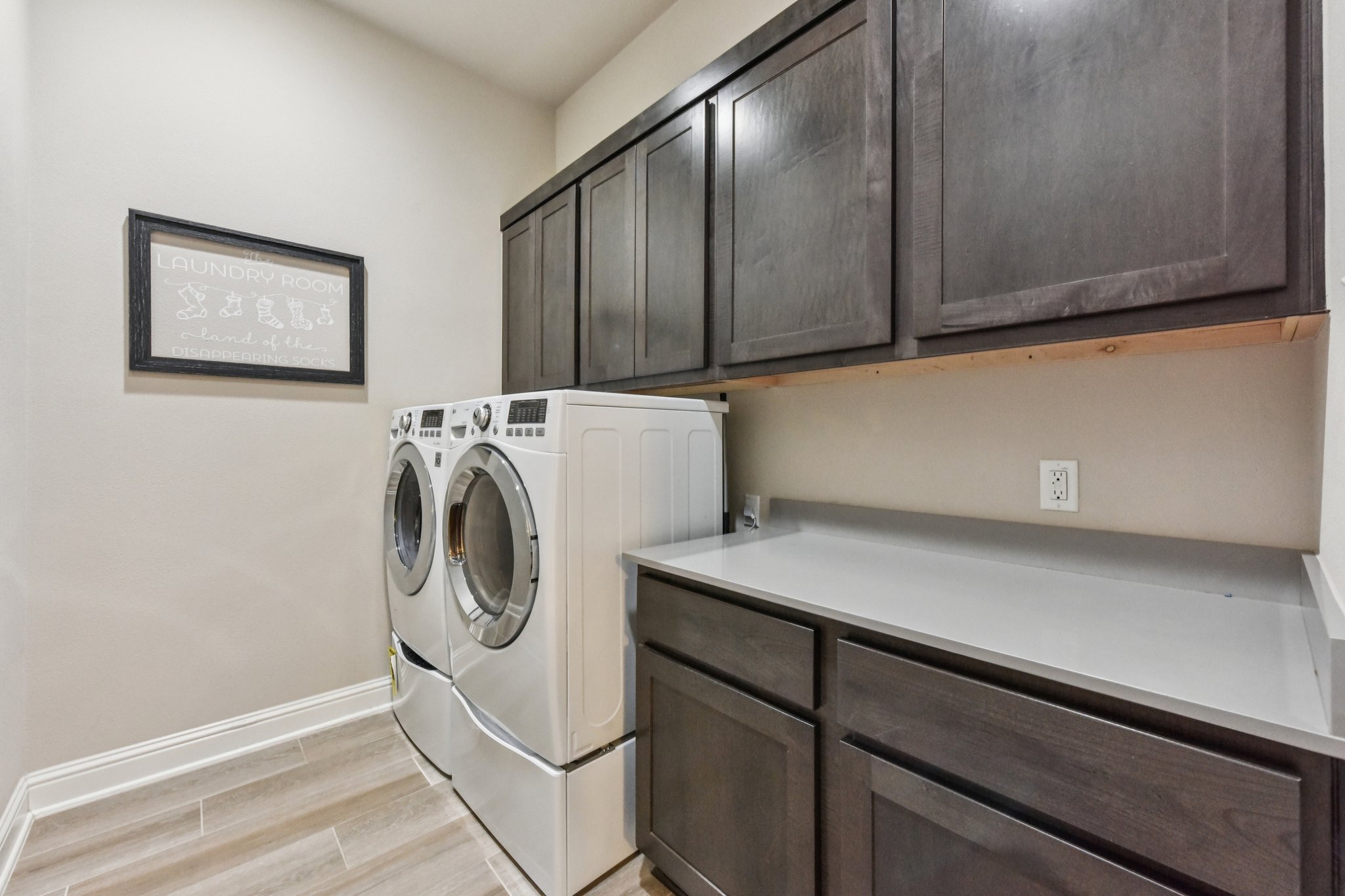 Cheyenne Ln-S1504-041.jpg