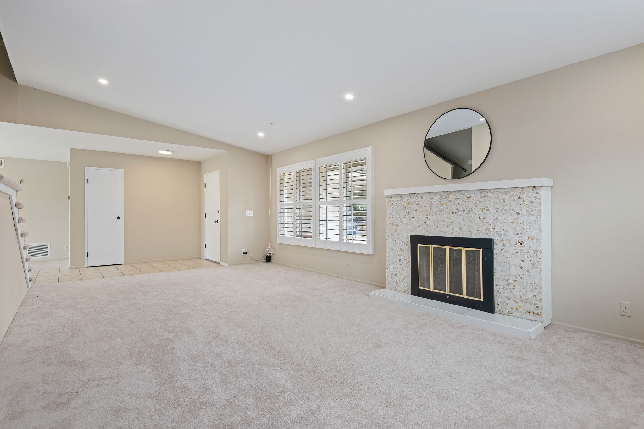 08 - Living Room