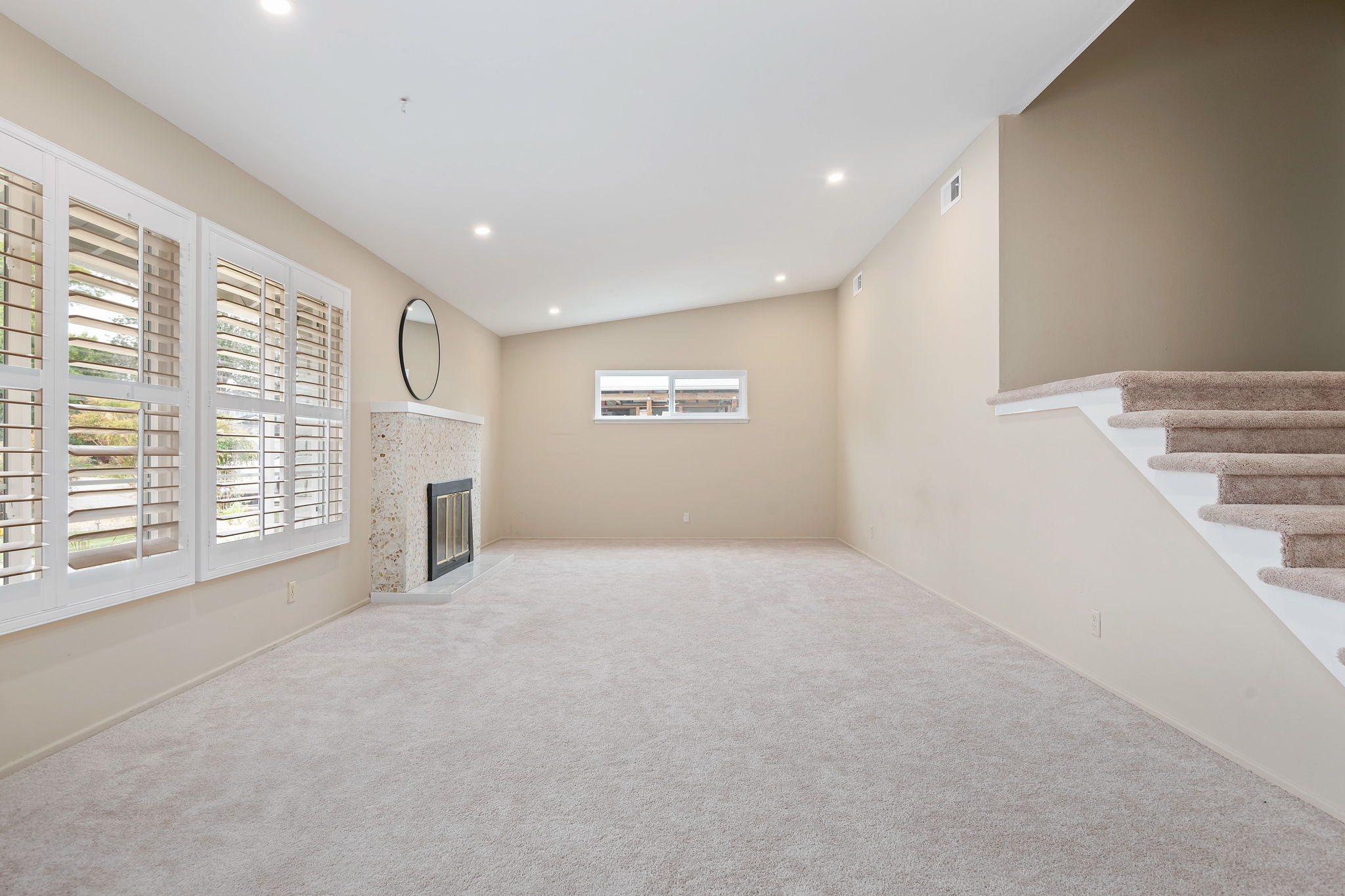 09 - Living Room