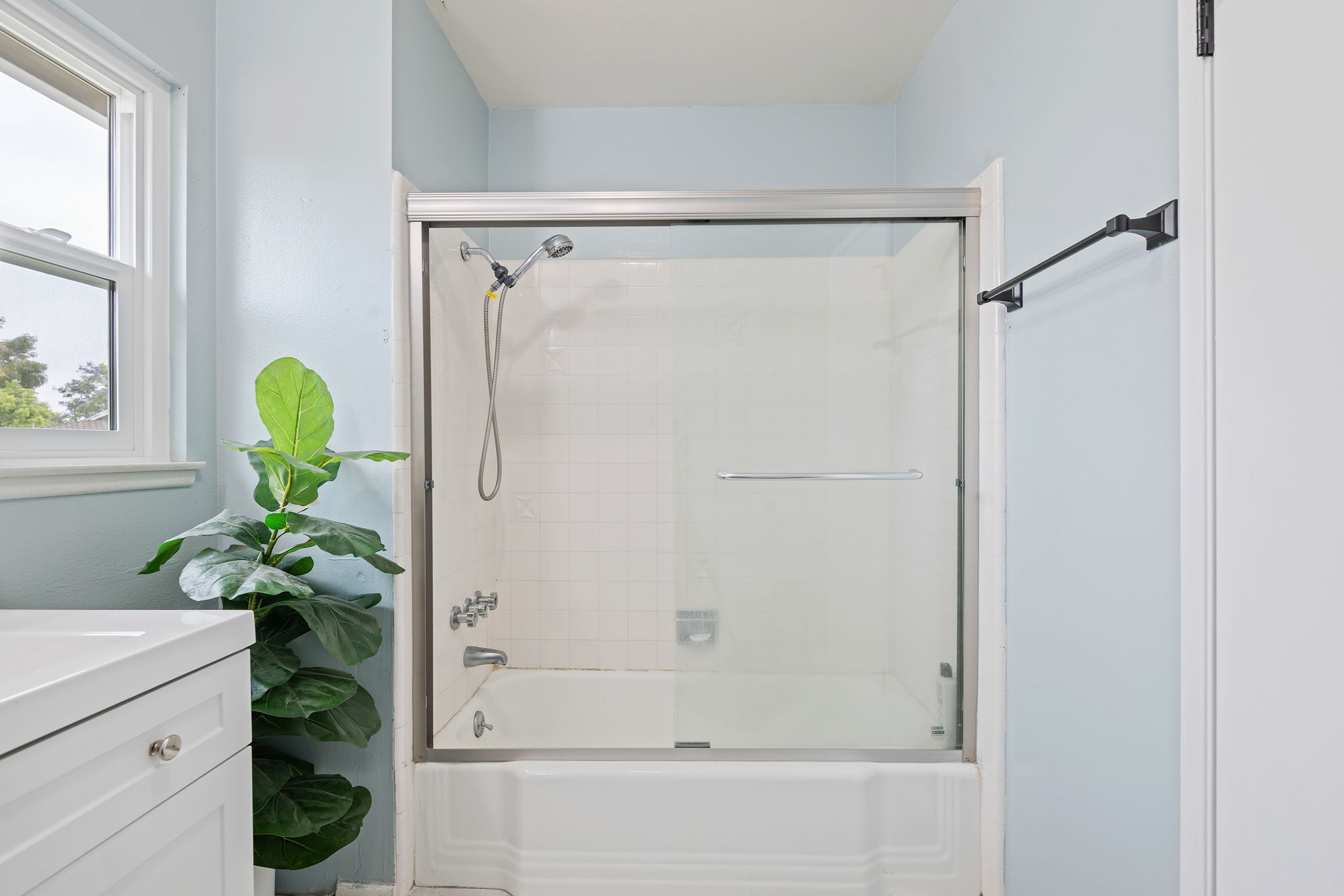 29 - Bathroom 2