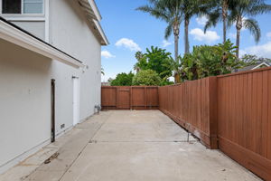 07 - Driveway