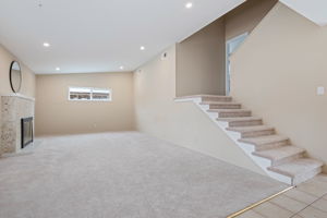 10 - Living Room