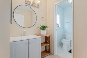 25 - Primary Bathroom