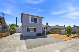 002_F8_622 E 16th Ave