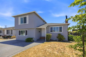 005_F8_622 E 16th Ave