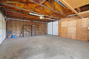 030_F8_622 E 16th Ave