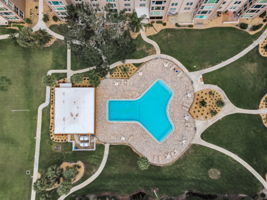 Edgewater Arms Pool21