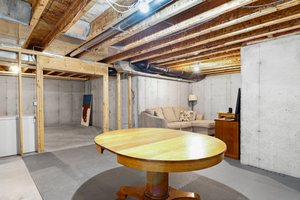  Photo 32