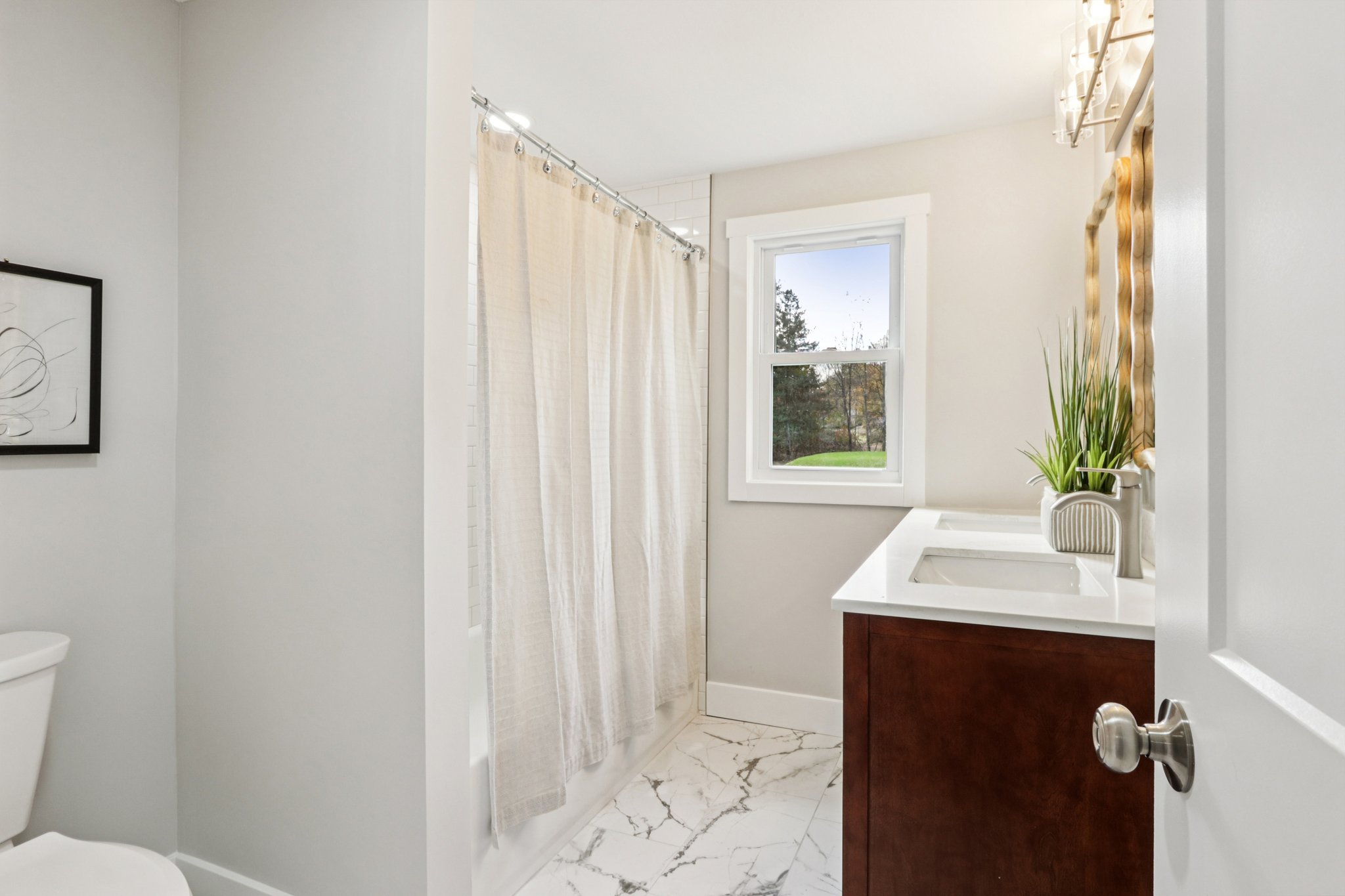 Welcome House Rd-S2910-029.jpg