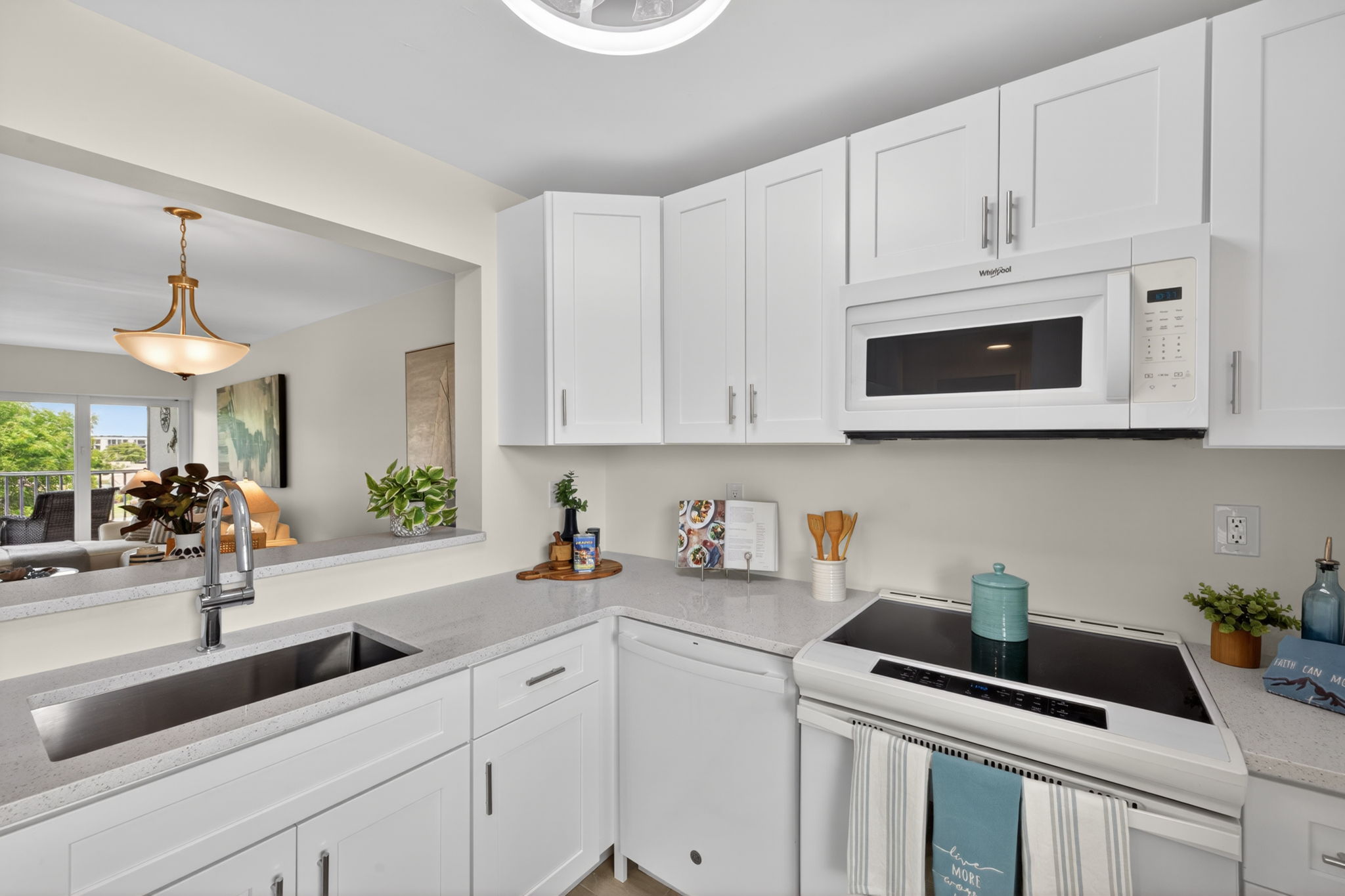Kitchen 3 of 4