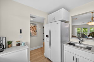 Kitchen 4 of 4